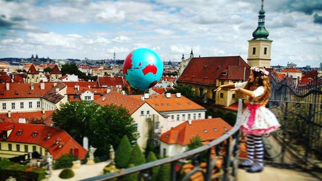 Příště pošleme naši Alenku na cestu za zázraky, slibuje režisér Schmidt