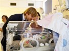 Ministr zdravotnictví Adam Vojtch si pi návtv v Brn prohlédl i inkubátory...