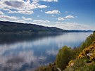 Pohled na jezero Loch Ness