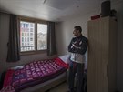 Bec na lyích Martin Jak ve svém pokoji v olympijské vesnici v Jiní Koreji