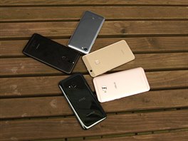 Asus Zenfone 4 Selifie Pro je jedním z mnoha model rodiny Zenfone 4 a v mnohém...