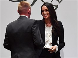 Meghan Markle na udílení ocenní váleným veteránm (Londýn, 1. února 2018)