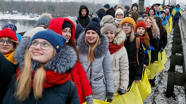 Obyvatelé Kyjeva oslavují Den jednoty (22. ledna 2018)