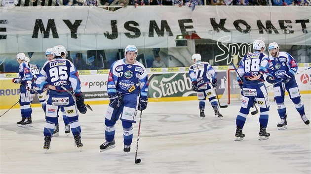 Hokejist Komety Brno v utkn proti Pardubicm