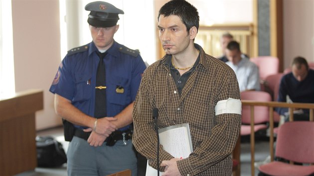 Ob�alovan� Robert Neff Nov�k u M�stsk�ho soudu v Praze (z��� 2008)