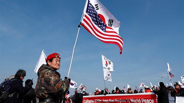 Demonstranti v jihokorejském Pchjongčchangu