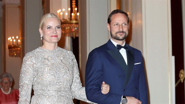 Norsk korunn princ Haakon a korunn princezna Mette-Marit (Oslo, 1. nora 2018)