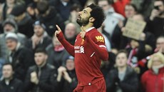 Mohamed Salah z Liverpoolu slaví branku.