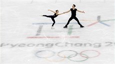 Severokorejtí krasobruslai Rjom Te-ok a Kim u-sik pi tréninku v olympijském...