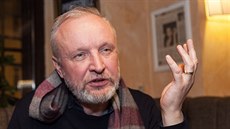 Zpěvák kapely Priessnitz, textař a výtvarník Jaromír Švejdík