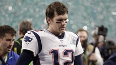 Tom Brady, tahoun New England Patriots, odchází zklamaný po poráce v Super...