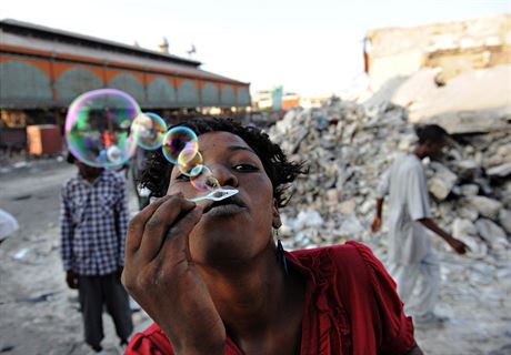 Prostitutka v Port-au-Prince pr dn po zemtesen, kter Haiti postihlo v...
