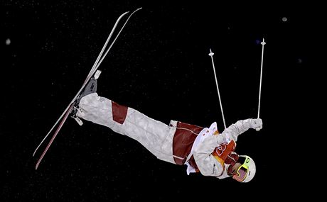 Kanadský akrobatický lya Mikaël Kingsbury na olympjských hrách v...