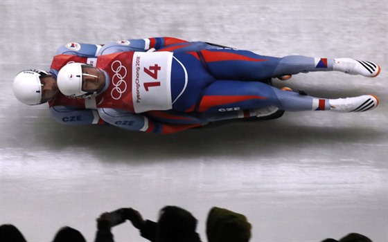 České sáňkařské dvojice skončily v olympijském závodu ve druhé desítce -  iDNES.cz