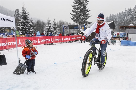 KLOUE TO. Olympijský festival v Ostrav navtívil také dvojnásobný mistr svta...