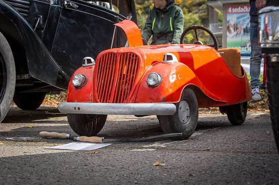 Autofotka týdne: Auto pro řidičský potěr přežilo v jediném exempláři -  iDNES.cz