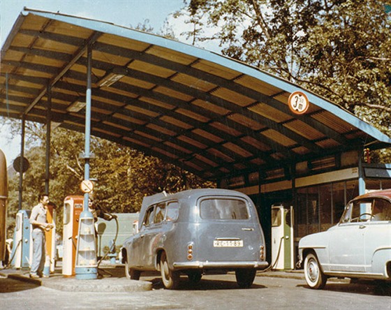 Dobová benzinová pumpa v Dolní Rožínce