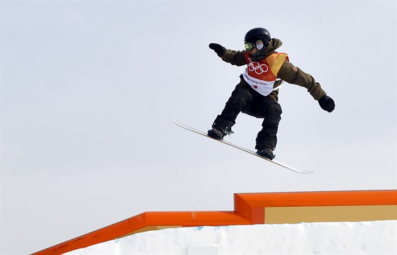 eský snowboardista Petr Horák v kvalifikaci slopestylu, archivní foto