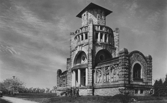 Masarykova věž samostatnosti v Hořicích na Jičínsku po dokončení