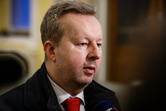 Zasedání vlády v demisi premiéra Andreje Babie. Ministr ivotního prostedí a...
