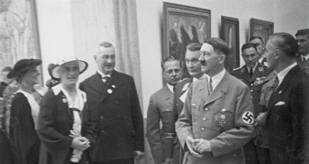 Byl děda nácek? Nová databáze lidem ukáže, zda byli jejich příbuzní v NSDAP