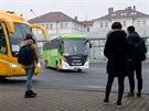 Mezi Libercem a Prahou jezdí autobusy spoleností Flixbus a RegioJet.