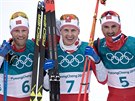V olympijském skiatlonu mu na 15+15 kilometr obsadili vechny medailové...