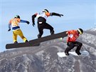 eský snowboardcrossa Jan Kubiík (druhý zleva) pi olympijské eliminaní...
