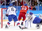 VEDEME. Michal epík stílí druhou branku v olympijském utkání proti Koreji....