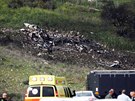 Trosky izraelské stíhaky F-16 nalezené nedaleko kibucu Harduf na severu...