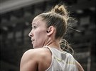 Belgická basketbalistka Marjorie Carpréauxová v duelu s eským výbrem