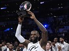 LeBron James jako nejuitenjí hrá Utkání hvzd NBA 2018