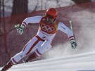 Rakouský lya Marcel Hirscher bhem sjezdu v olympijské superkombinaci.