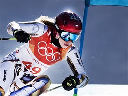Ester Ledeck v prvnm kole olympijskho obho slalomu.