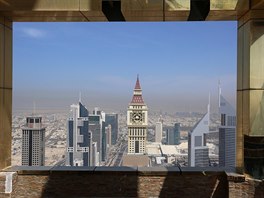 Vyhlídka ze 71. patra nejvyššího hotelu světa Gevora v Dubaji