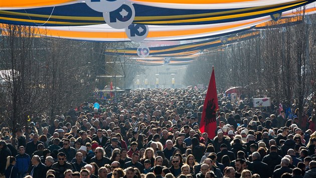 Kosovo slaví deset let od vyhlášení nezávislosti na Srbsku (17. února 2018)