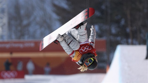 Sedmnctilet Chloe Kimov z USA vyhrla olympijsk zvod snowboardistek na U-ramp.