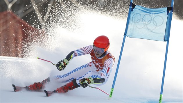 Americk lyaka Mikaela Shiffrinov v 1. kole obho slalomu.