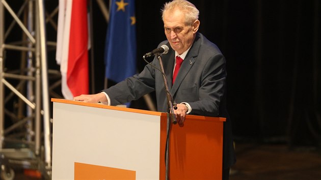 Prezident Milo Zeman hovo k delegtm sjezdu SSD v Hradci Krlov (18. nora 2018).