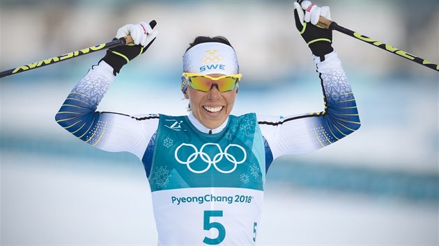 vdsk bkyn Charlotte Kallaov vybojovala zlato ve skiatlonovm zvodu na 15 kilometr v pchongchangskm Alpensia Cross-Country Skiing Centre. (10. nora 2018)