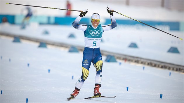 vdsk bkyn Charlotte Kallaov vybojovala zlato ve skiatlonovm zvodu na 15 kilometr v pchongchangskm Alpensia Cross-Country Skiing Centre. (10. nora 2018)