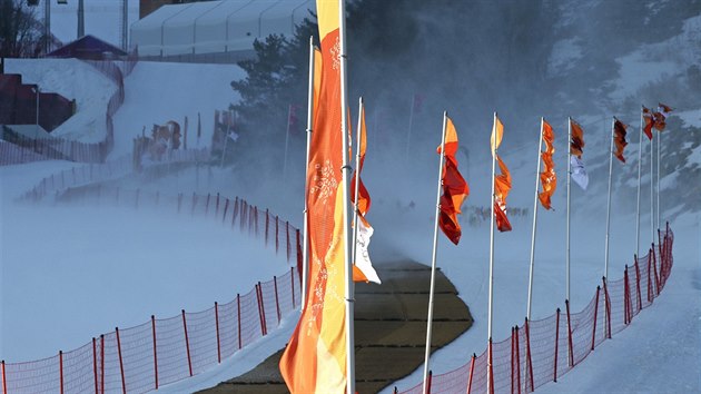 Siln� v�tr v jihokorejsk�m Jeongseonu p�eru�il kvalifika�n� z�vod v mu�sk�m sjezdu. (11. �nora 2018)