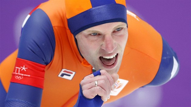 Nizozemsk rychlobrusla Bob de Vries v zvod na 5000 metr na olympijskm...