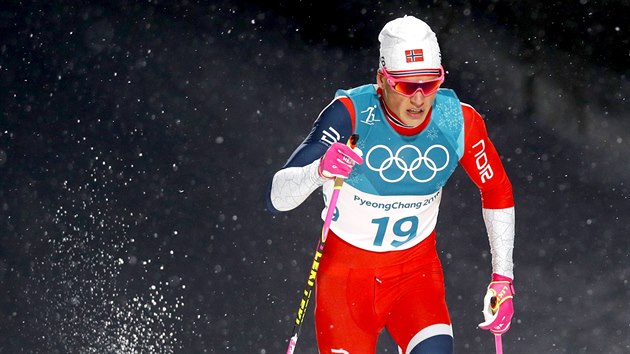 Norsk bec Johannes Hoesflot Klaebo v kvalifikanm sprintu v olympijskm stedisku Alpensia. (13. nora 2018)