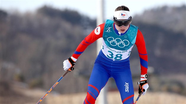 esk bkyn Petra Novkov v olympijskm zvodu na 10 km volnou technikou....