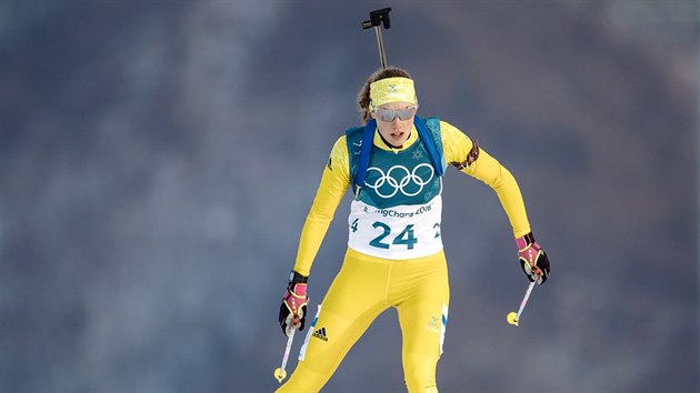 Švédská biatlonistka Hanna Öbergová ve vytrvalostním závodu na 15 kilometrů v jihokorejském Pchjongčchangu. (15. února 2018)