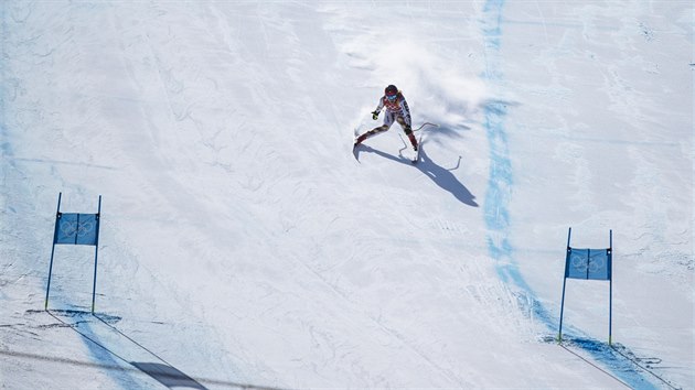 Česká lyžařka Ester Ledecká v olympijském superobřím slalomu, ve kterém vybojovala senzační zlatou medaili. (17. února 2018)