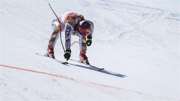 NEJRYCHLEJŠÍ. Česká lyžařka Ester Ledecká v cíli olympijského superobřího slalomu, ve kterém vybojovala senzační zlatou medaili. (17. února 2018)