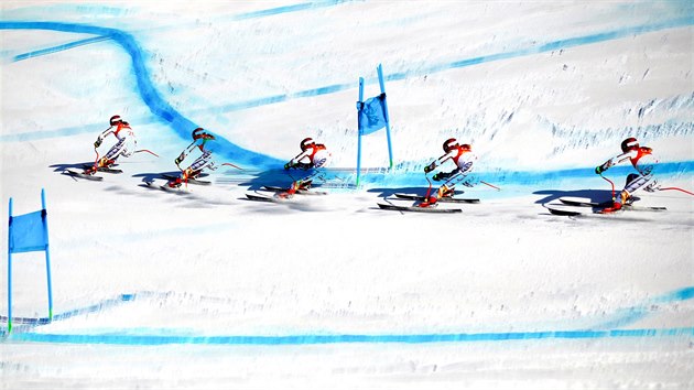 Rozfázovaná finálová jízda Ester Ledecké v olympijském superobřím slalomu, ve kterém vybojovala senzační zlatou medaili. (17. února 2018)