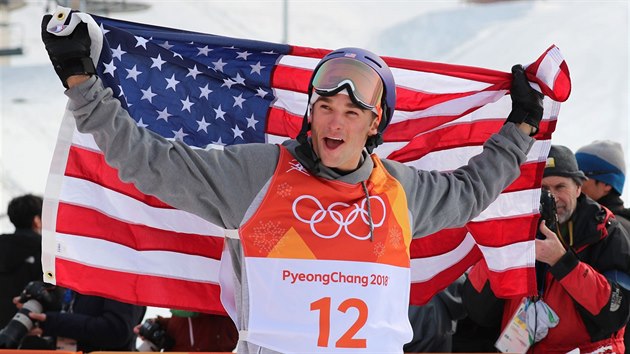 Američan Nick Goepper vybojoval v olympijském závodu ve slopestylu stříbro. (18. února 2018)